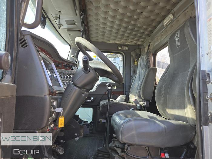 Used 2006 Kenworth TA Dump Truck