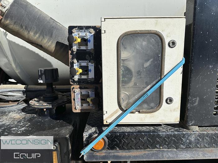 Used 2014 Freightliner Coronado 122SD - #02034