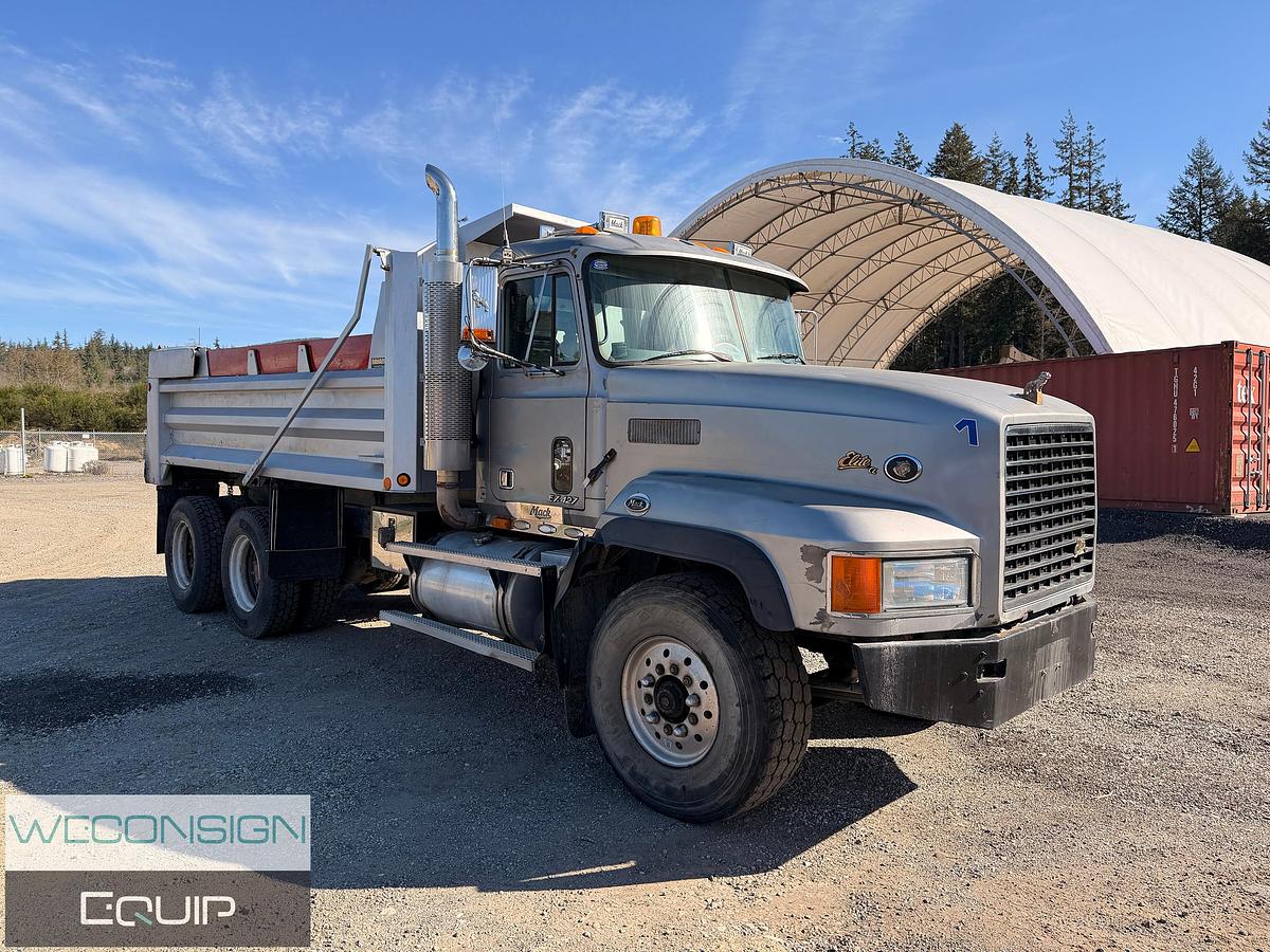 Used 1995 Mack CL713 TA Dump Truck