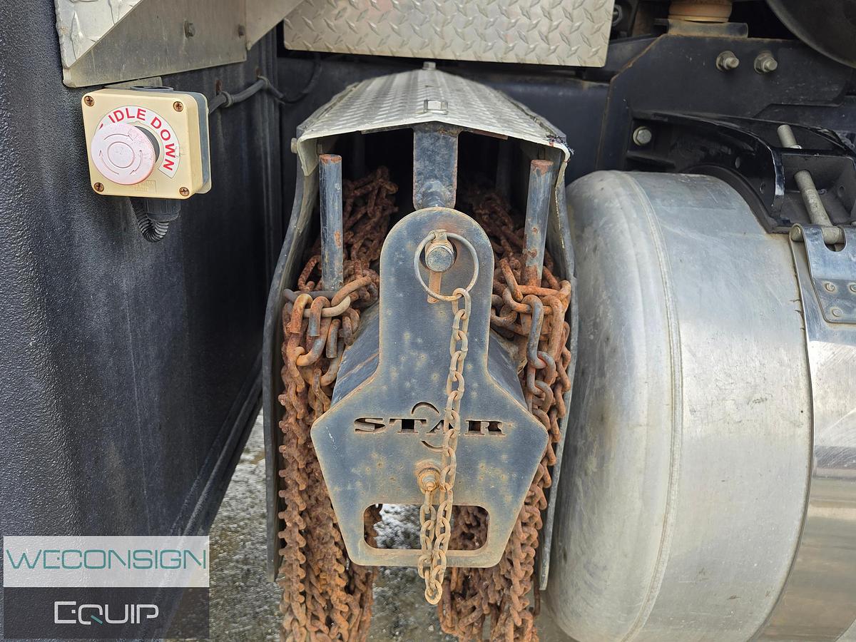 Used 2020 Peterbilt 567 Tri Drive Hydro Excavator