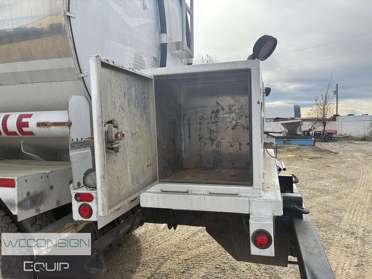 Used 2011 Freightliner Coronado SD Fuel and Lube Truck