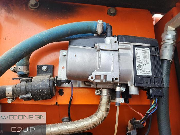 Used 2011 Doosan DX235LCR