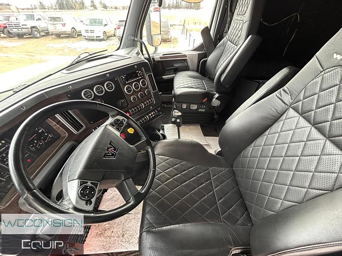 Used 2022 western Star 49X TA Truck Tractor