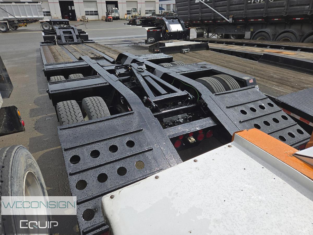 Used 2005 K-Line 60 Ton Lowbed Trailer and Jump Jeep