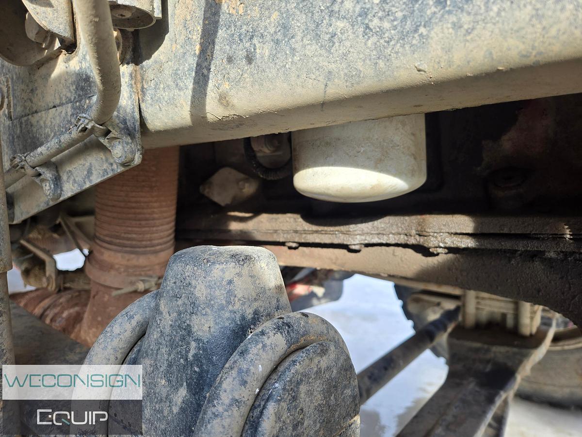 Used 2013 Kenworth T800 Winch Truck