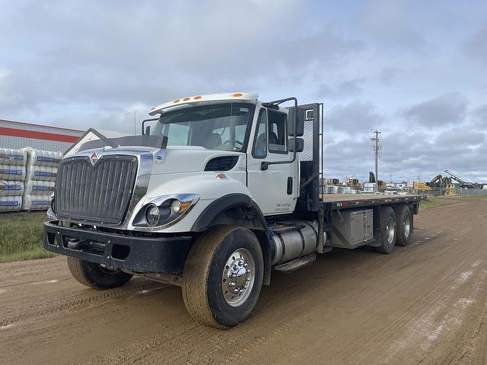Used 2016 International 7400 Bed/Deck Truck