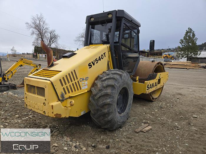 Used 2014 Sakai SV540T 84" Compactor