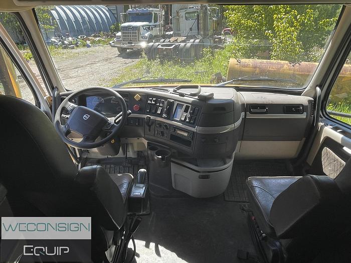 Used 2013 Volvo VNL HWY Truck Tractor
