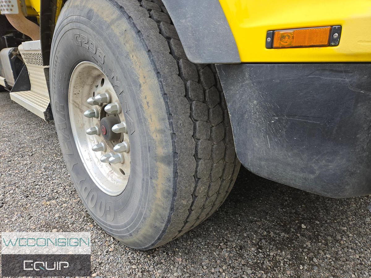 Used 2017 Kenworth T800 Tandem Axle Air Vac