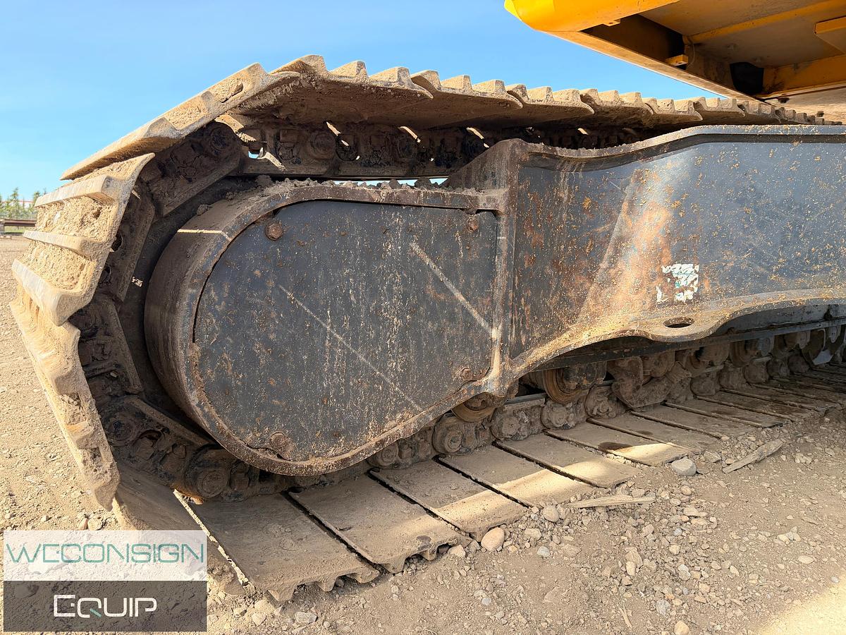 Used 2021 Komatsu PC210LC Excavator