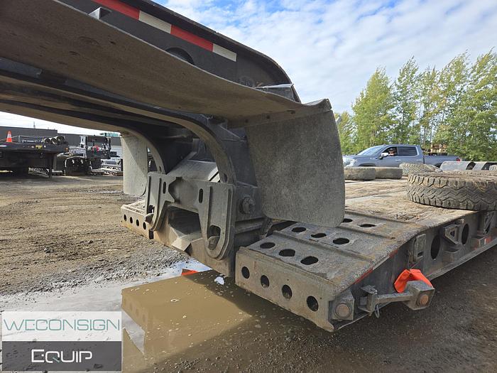 Used 2012 K-Line 8/10 Axle 60T HRGN Combo