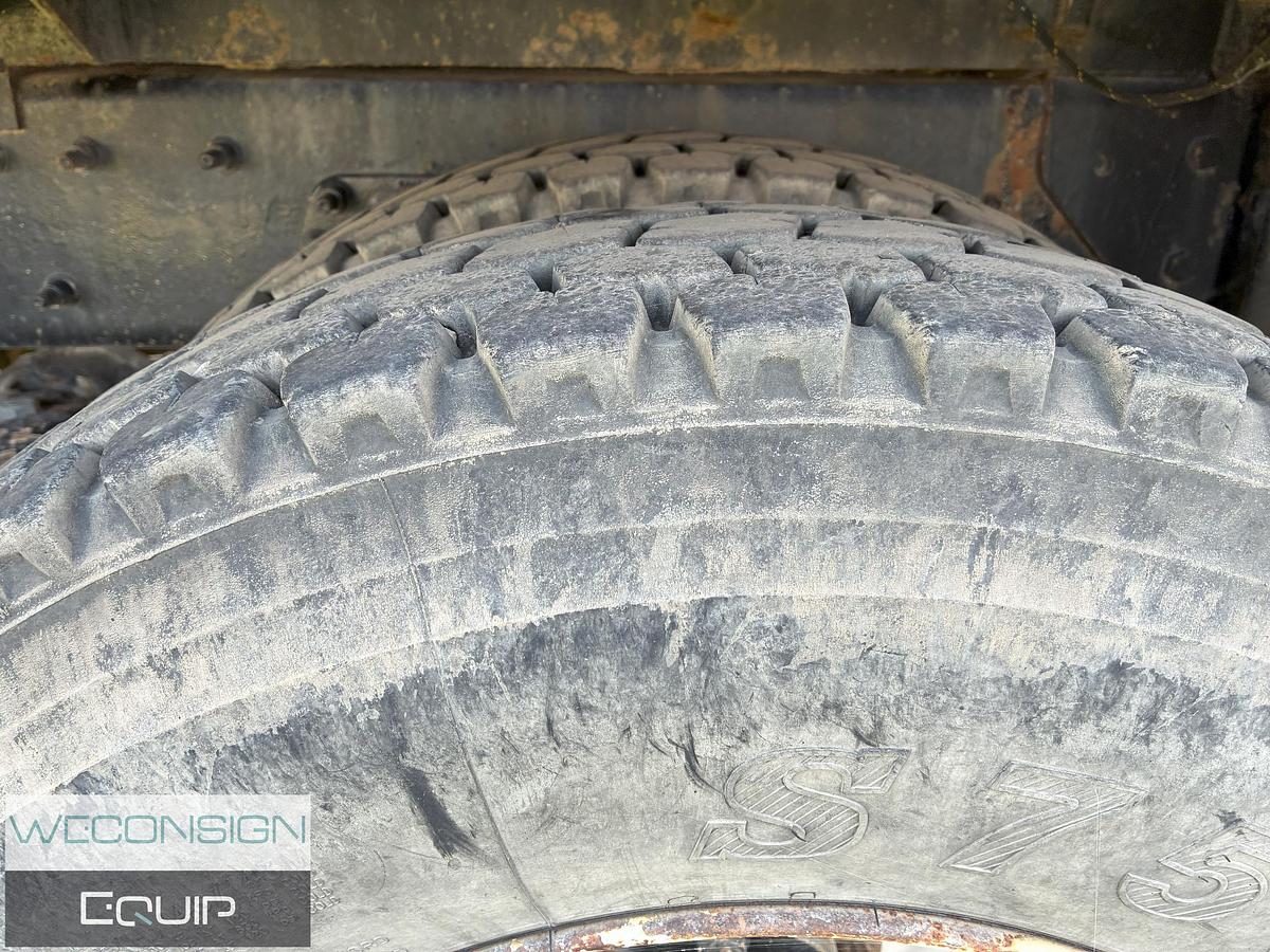 Used 2005 International 7600 Tandem Hydro Vac