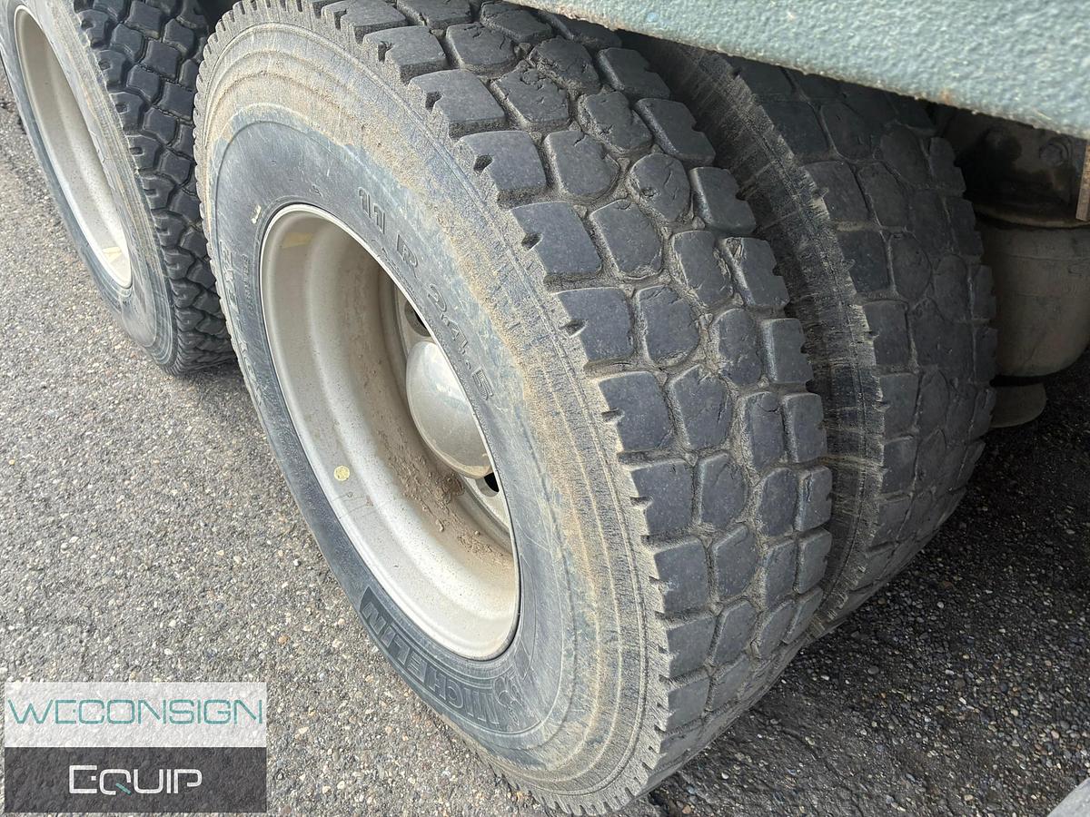 Used 2016 Kenworth T800 Tri Axle Hydrovac