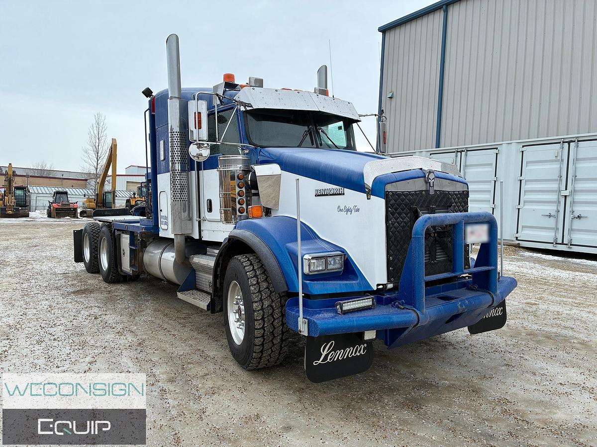 Used 2005 Kenworth T800 Tandem Winch Truck