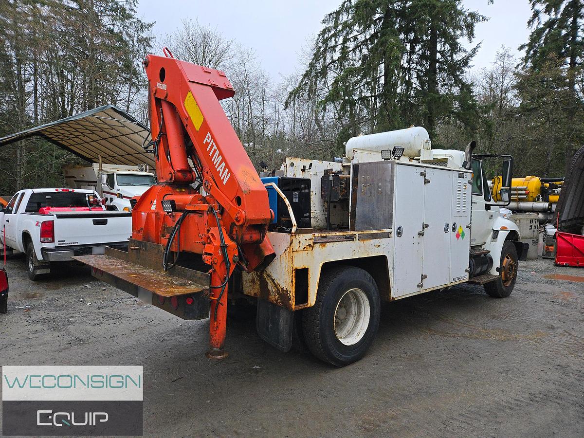 Used 2002 International 4300SBA Service/ Mechanics Truck