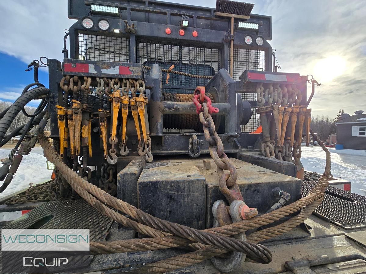 Used 2013 Kenworth T800 Winch Truck