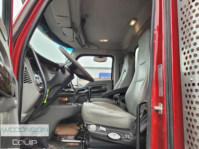 Used 2018 Kenworth T880 Dump/Gravel