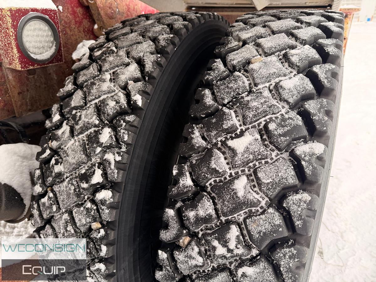 Used 2011 Kenworth T800 Tri Drive Texas Bed Truck