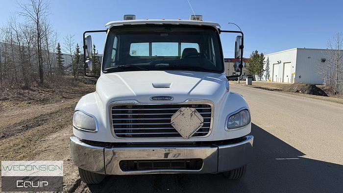 Used 2014 Freightliner M2 Tow Truck