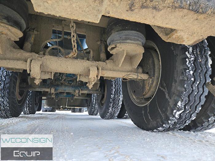 Used 2015 Western Star Tri-Drive Custom Vac Semi Vac