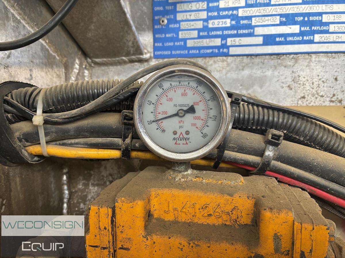 Used 2011 Freightliner Coronado SD Fuel and Lube Truck
