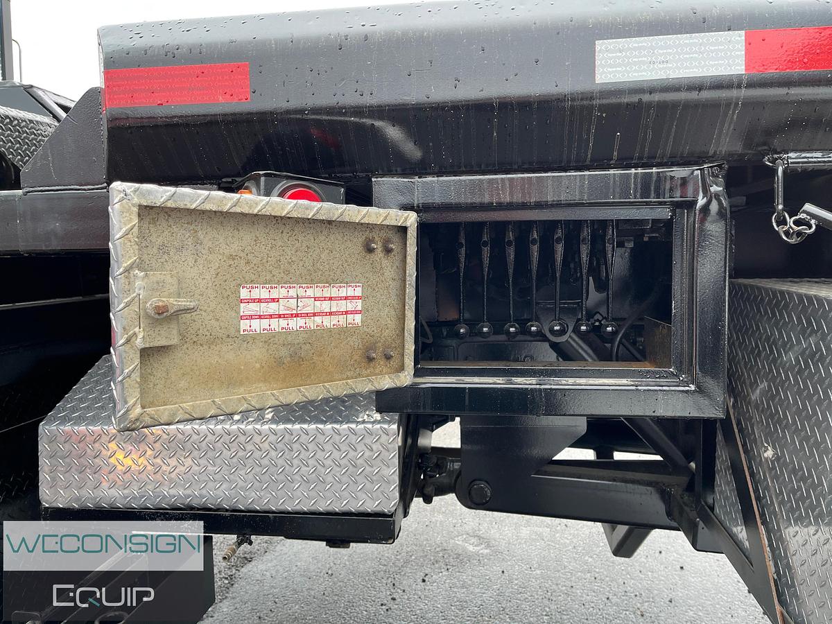 Used 2007 Western Star 6900XD 8x8 Bed Truck