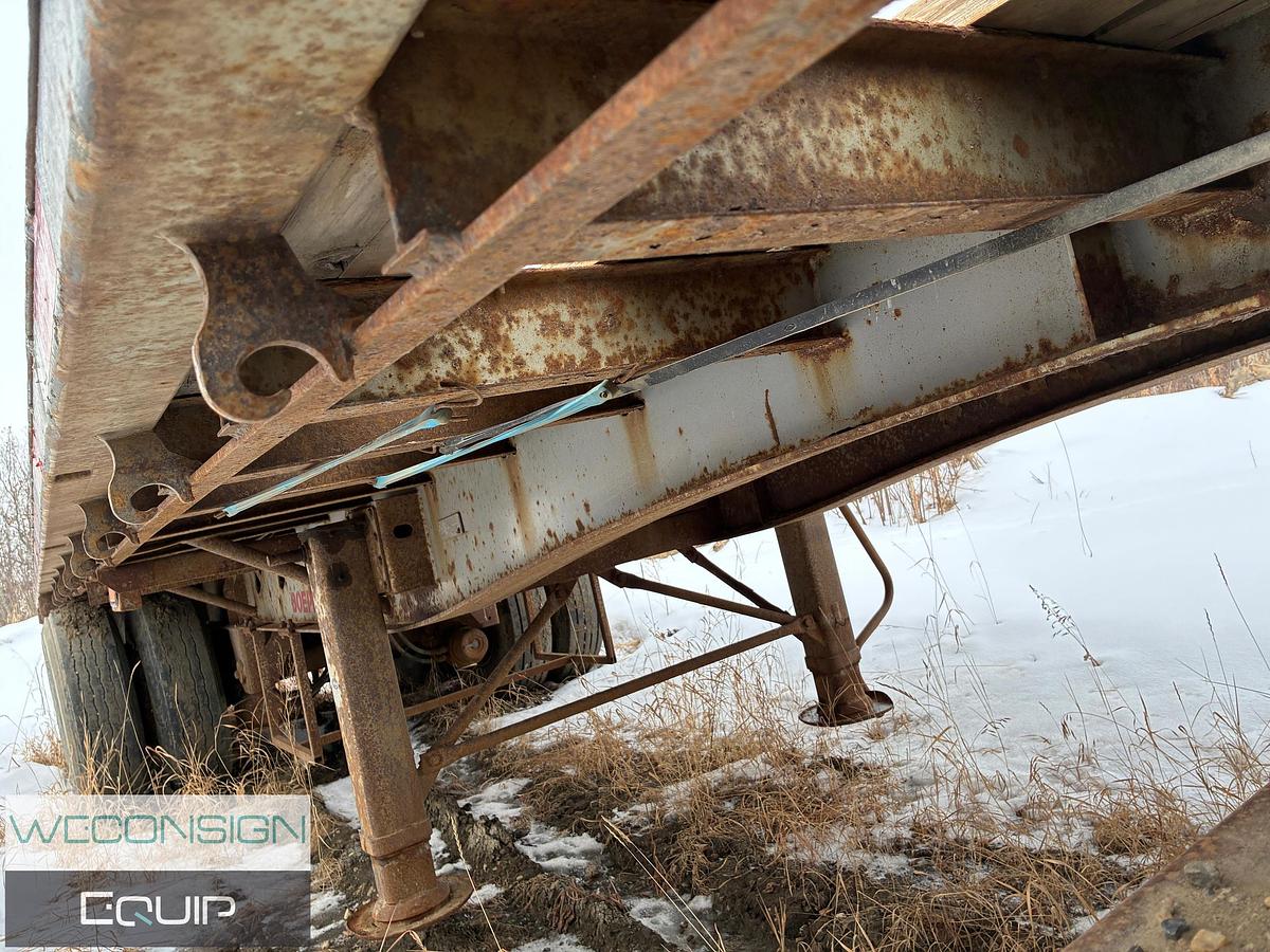 Used 2004 Doepker Super B Flat Deck 32x28