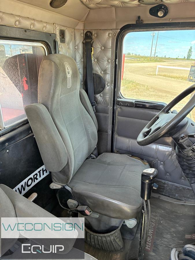Used 2006 Kenworth C5 Picker Truck