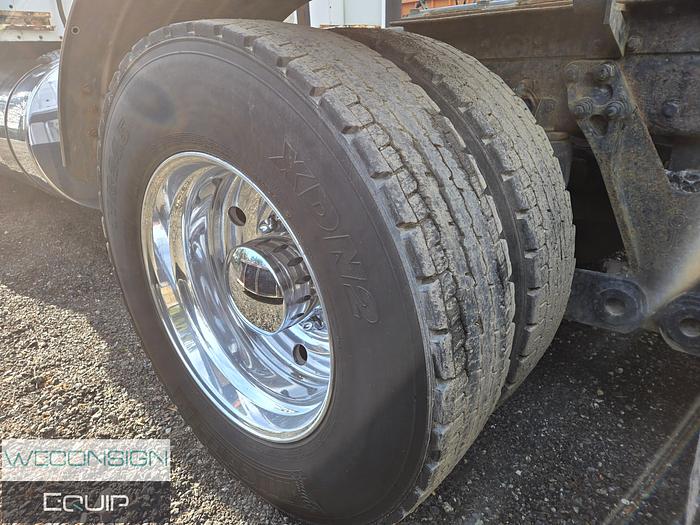 Used 2011 Kenworth W900L
