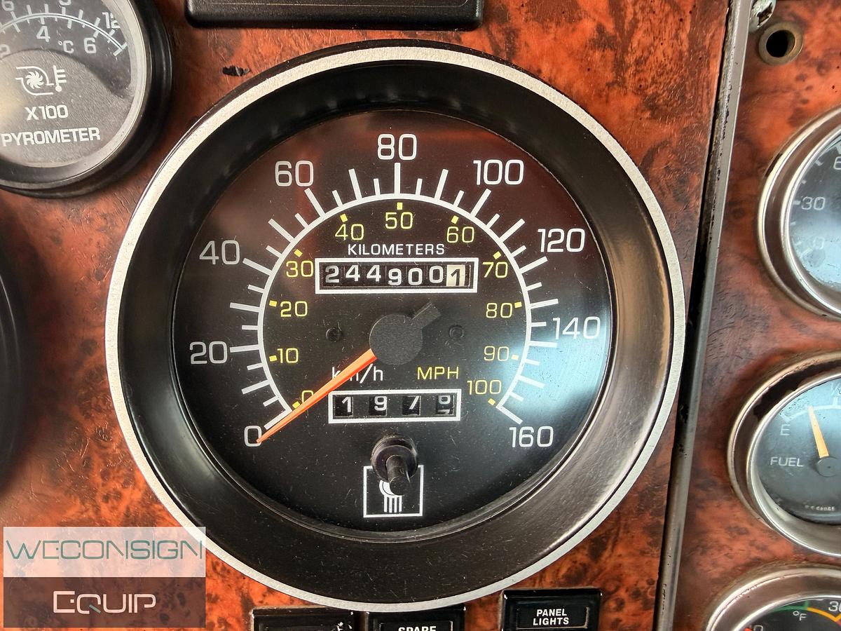Used 2006 Kenworth C500B Bed Truck