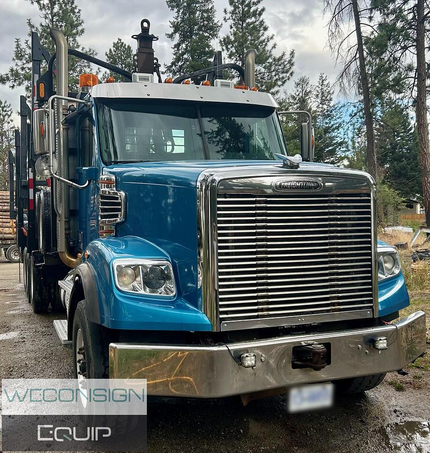 Used 2019 Freightliner Tri Drive Log Truck w/ 2019 Doepker Quad Axle Log Trailer