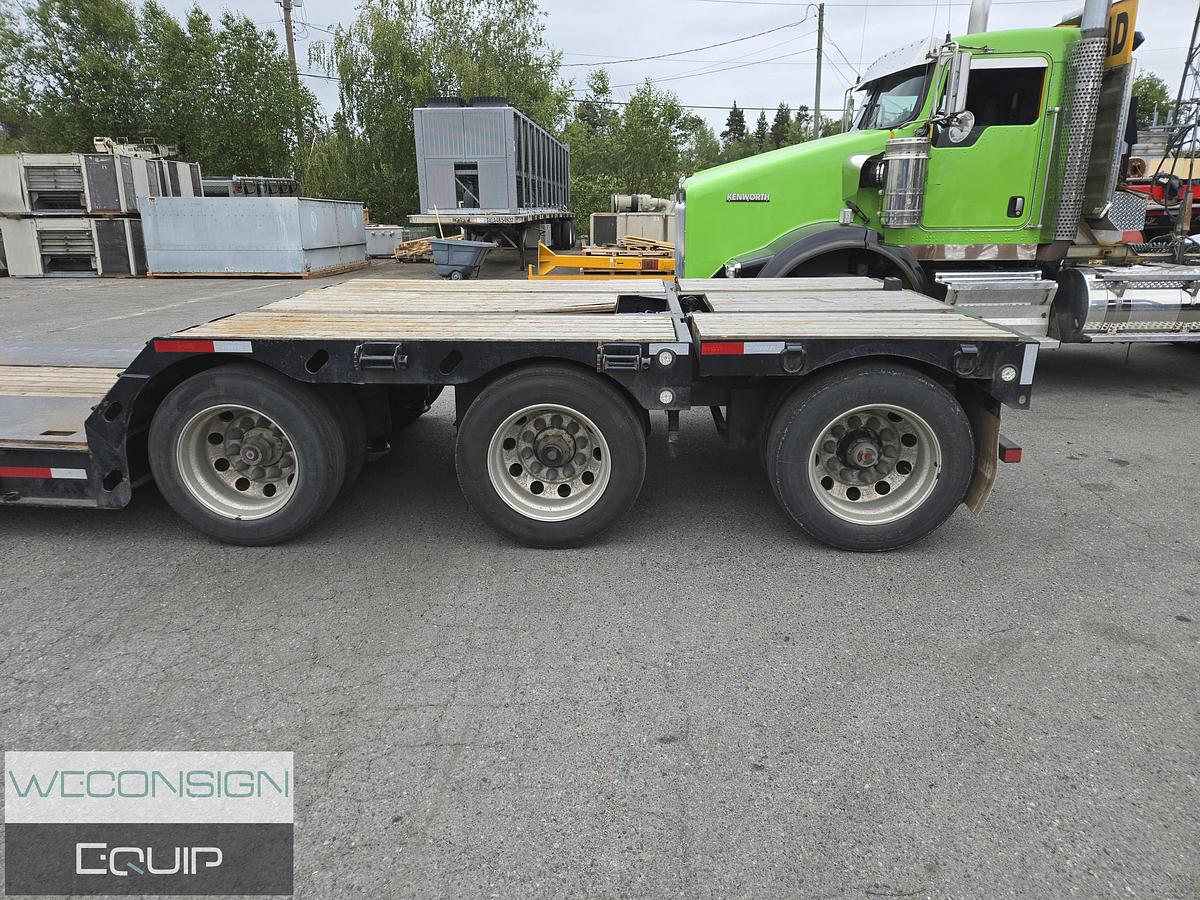 Used 2011 XL Tri-Axle RGN Lowbed