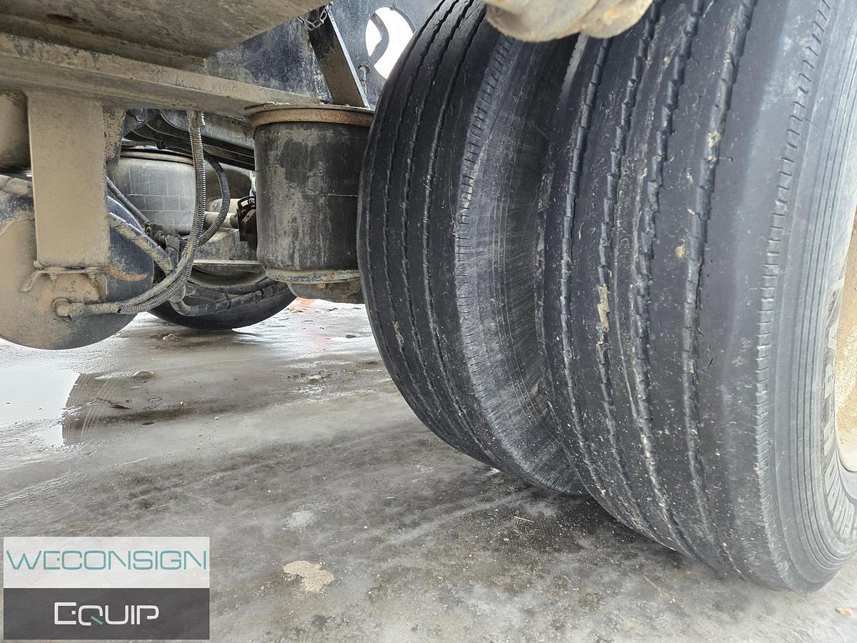 Used 2014 Pacesetter 55T 9 Axle Lowbed/Lowboy Trailer Combination