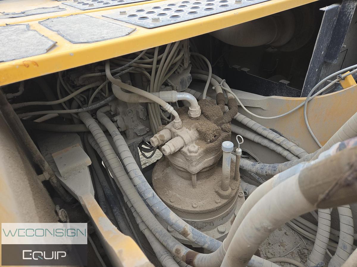 Used 2015 John Deere 350G Hydraulic Excavator