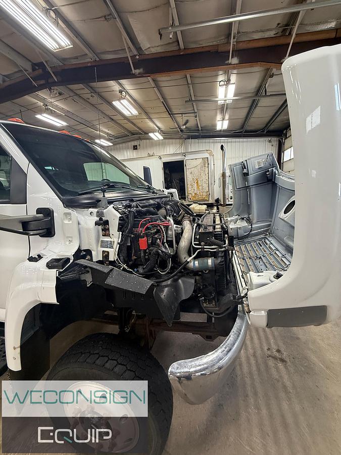 Used 2006 GMC 5500 Flat Bed Truck