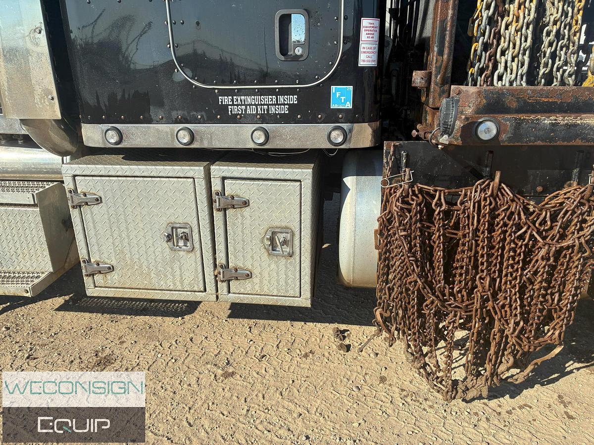 Used 2016 Peterbilt 367 Winch Truck
