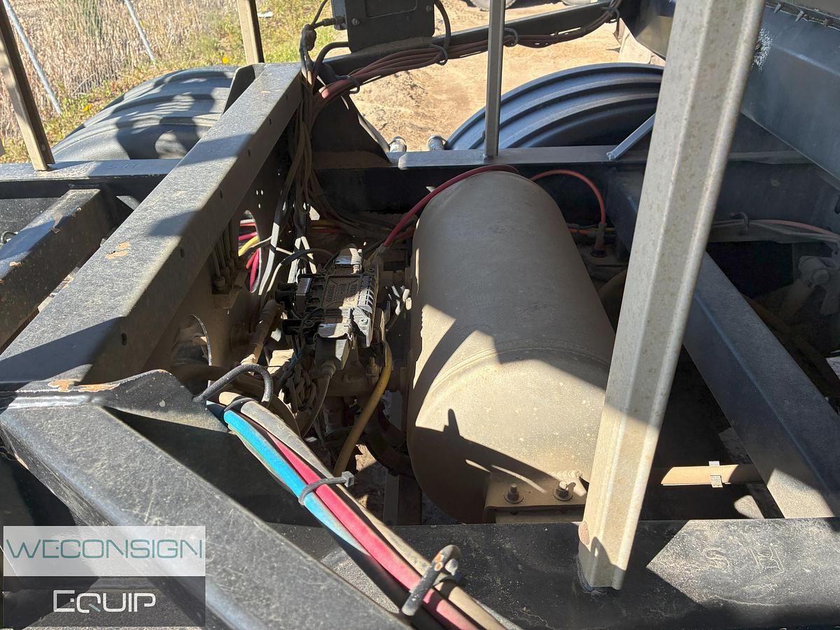 Used 2022 Doepker GRAVEL TRAILER SUPER B