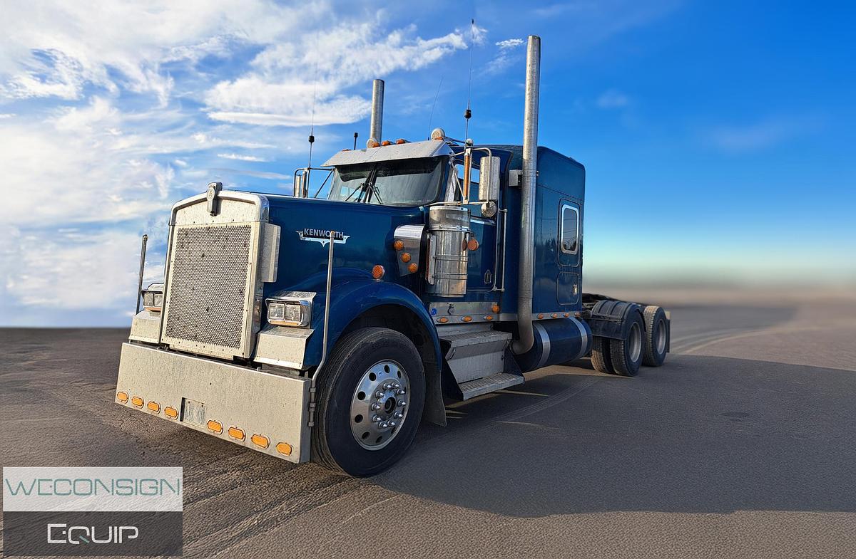 Used 2001 Kenworth W900B Heavy Haul Truck Tractor