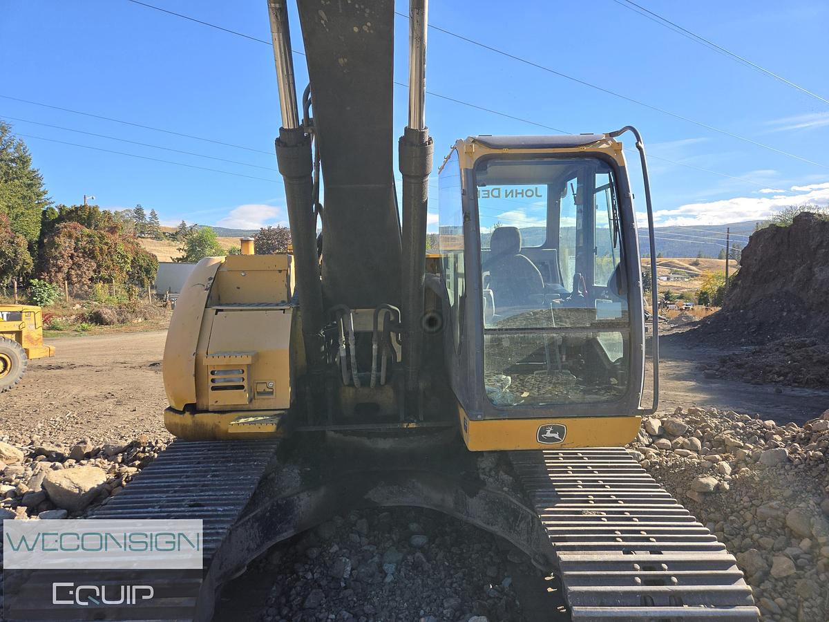 Used 2011 John Deere 225D LC