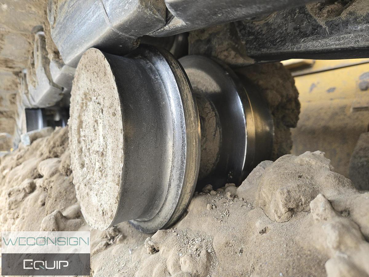 Used 2018 Komatsu D65Pxi Crawler Dozer