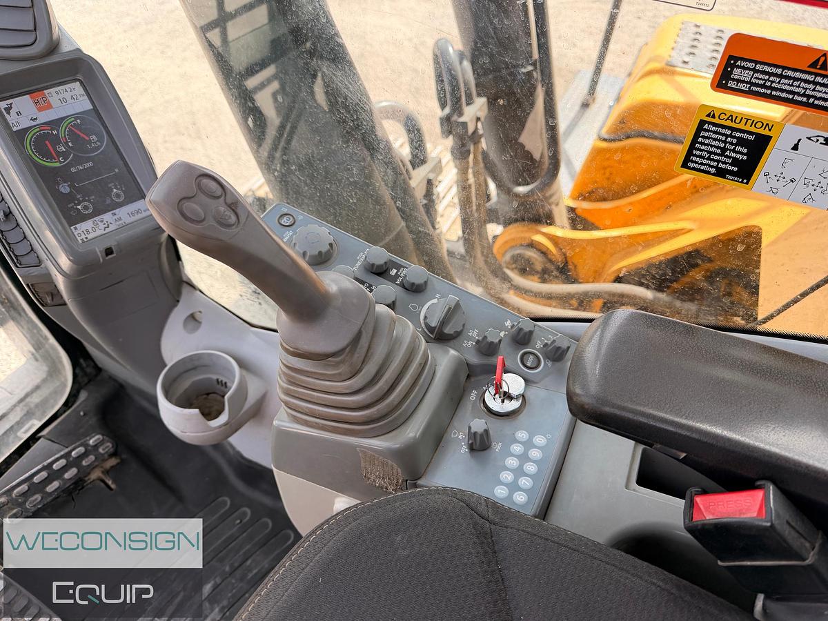 Used 2015 John Deere 350G Hydraulic Excavator