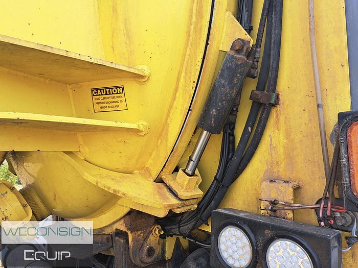 Used 2010 International 7500 SBA