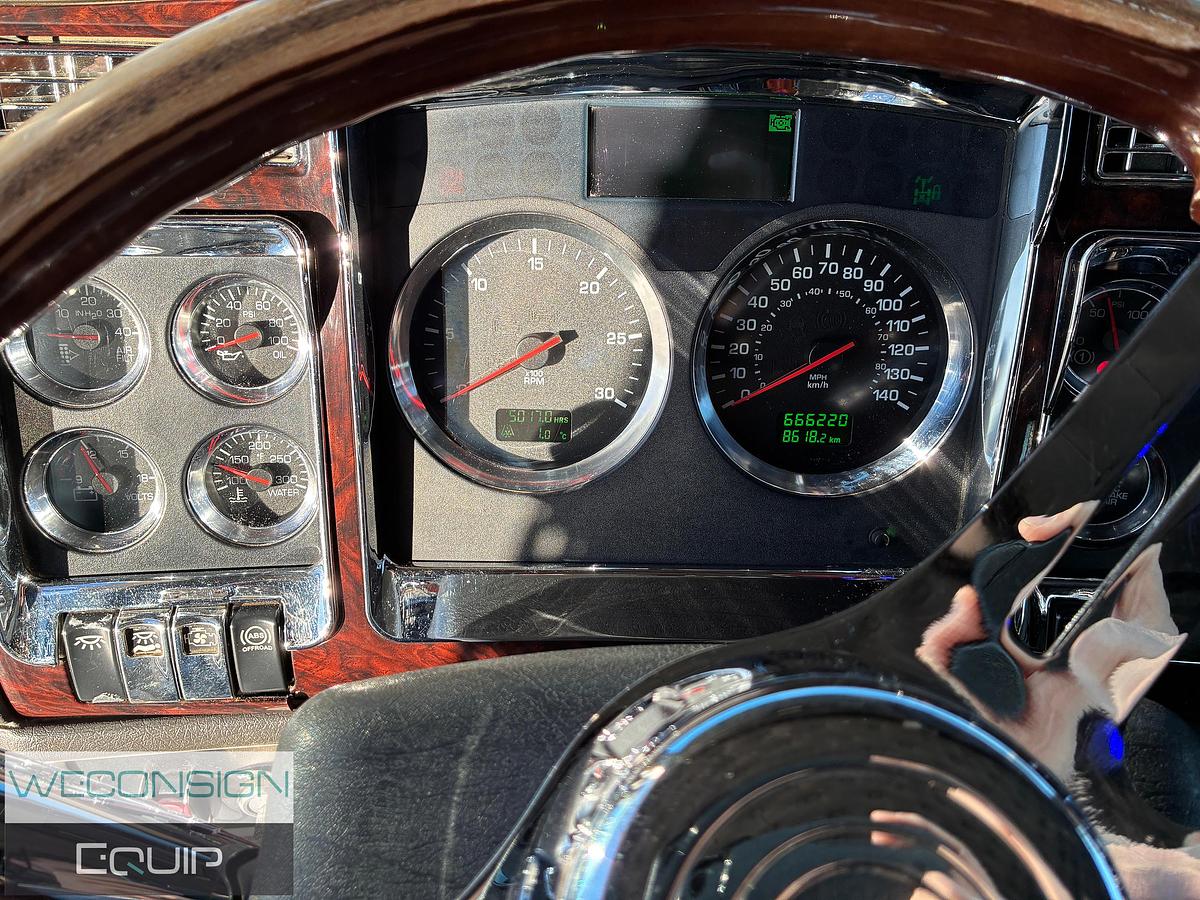 Used 2015 Kenworth C500 Tri-Drive Winch Truck