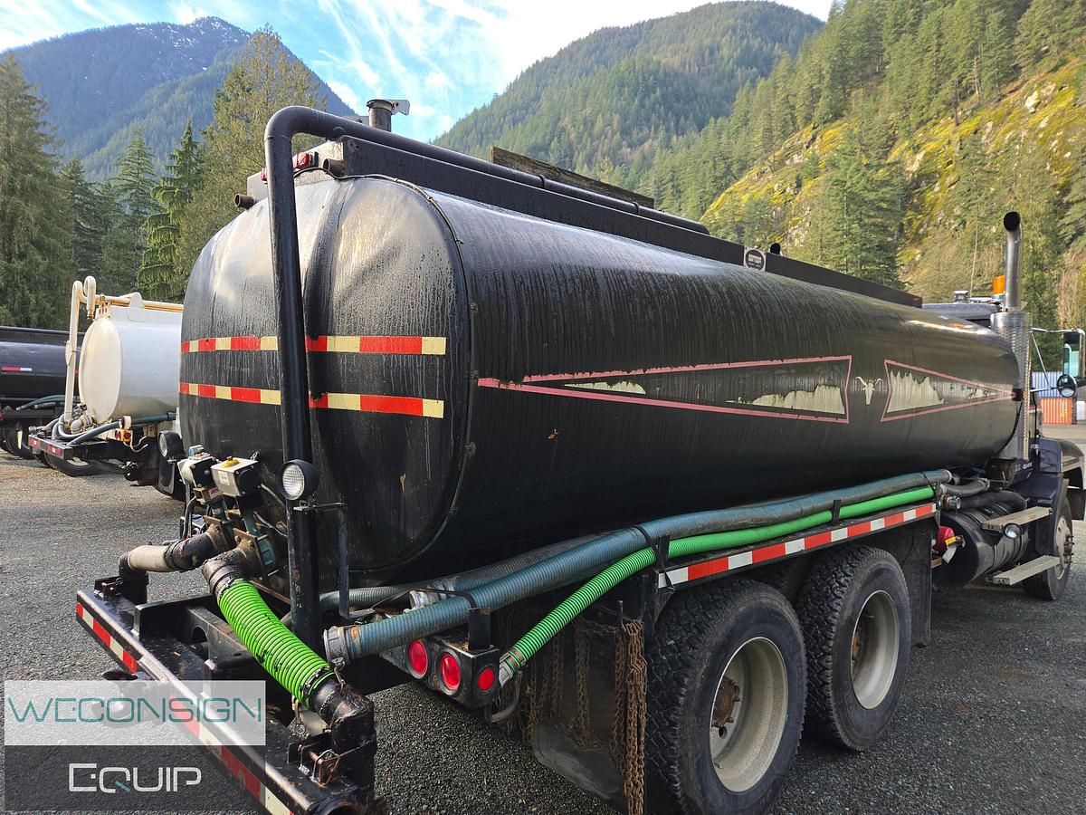 Used 1996 Mack CH613 TA Water Truck