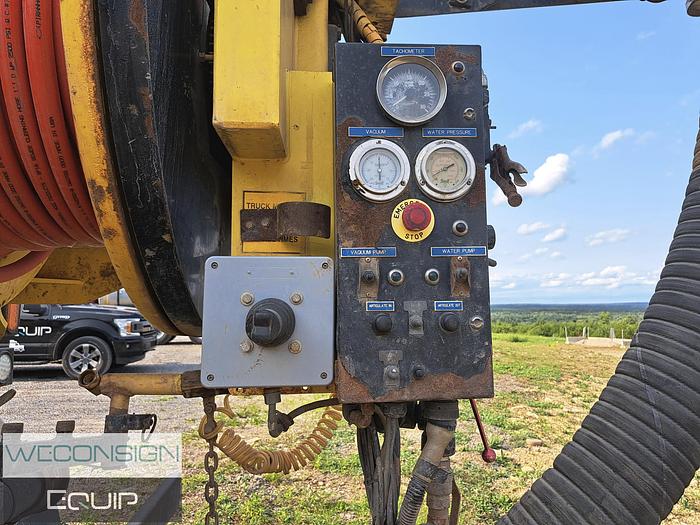 Used 2010 International 7500 SBA