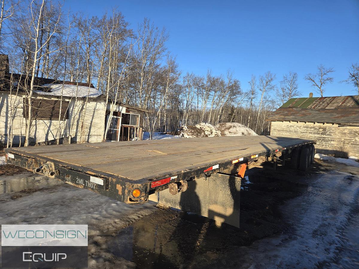Used 2006 Manac 53' Flat Deck Sliding Axle