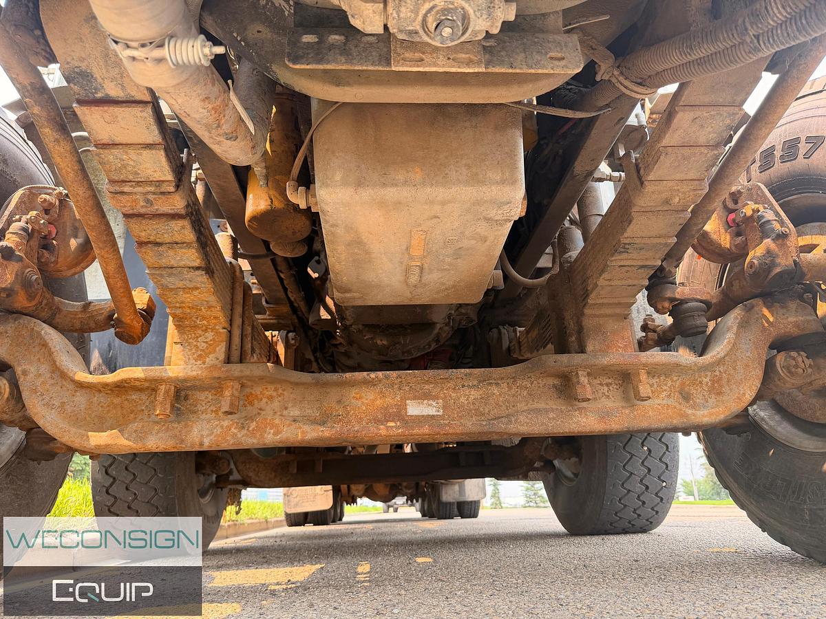 Used 2007 Freightliner FLD120SD 35 Ton Knuckle Boom Truck