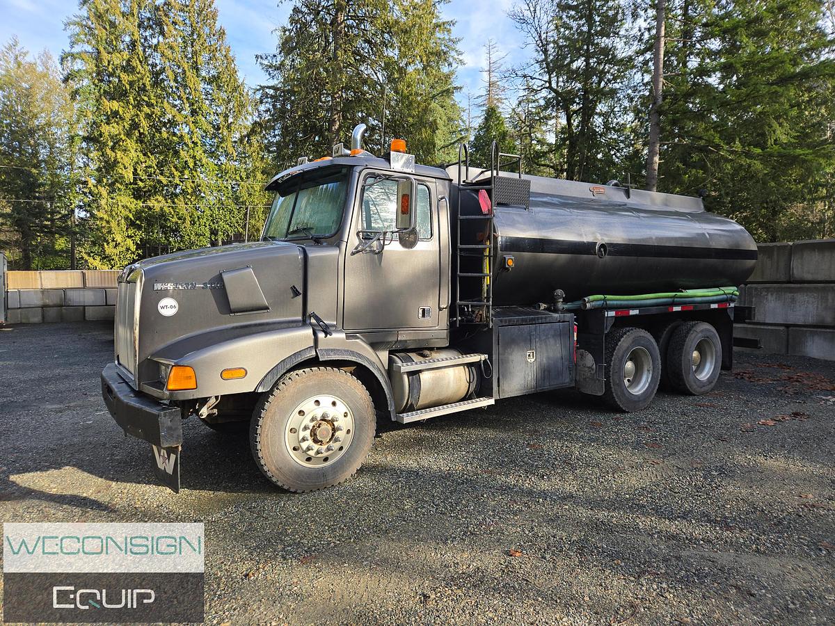 Used 1999 Western Star 5864S Water Truck