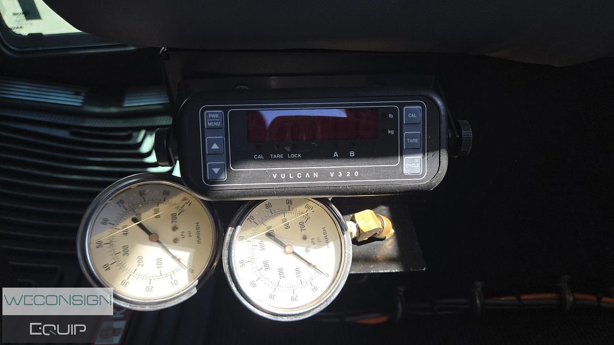 Used 2020 Kenworth T800 Daycab Logging Truck