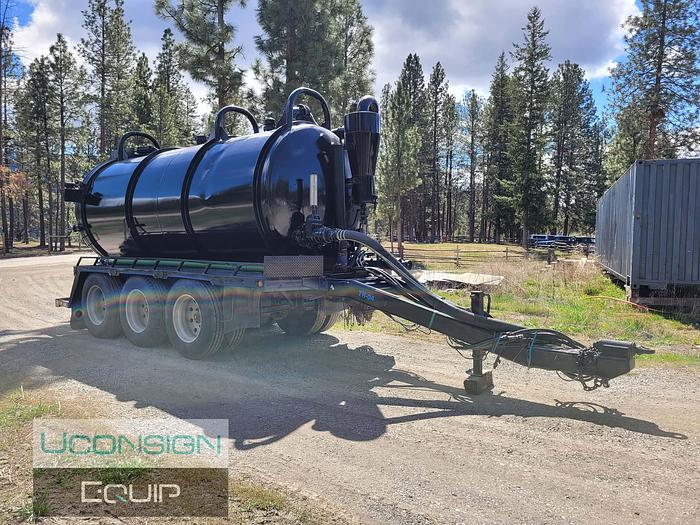 Used 2004 Park / Provac Vacuum Trailer